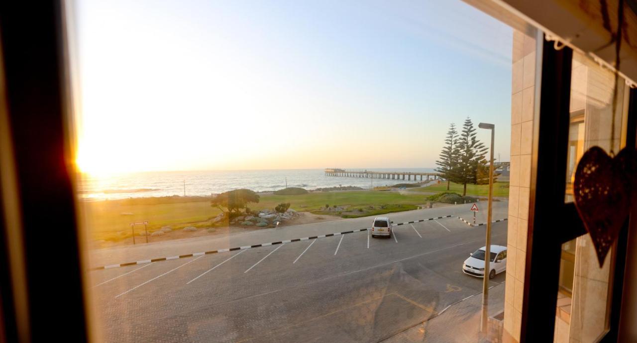 Beachfront Apartment @ Morleenpark Unit 11 Swakopmund Ngoại thất bức ảnh